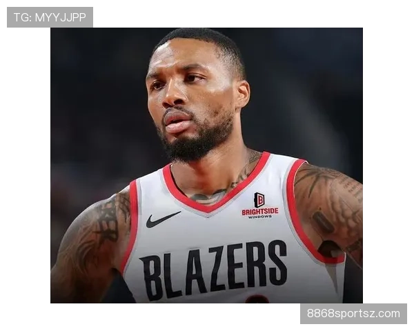 利拉德场下穿得像要去开演唱会，结果一问年薪才刚够付潮牌账单？