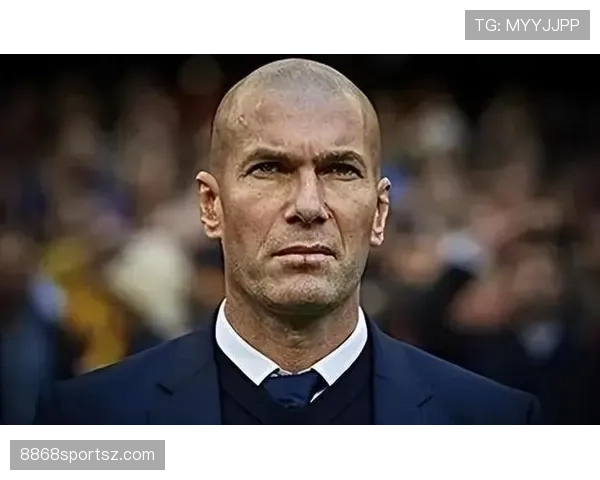 本泽马与齐达内的进攻效率与战术角色差异解析